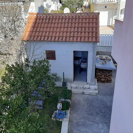 Ljulj Lägenhet Trogir