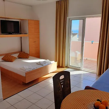 Ljulj Apartment