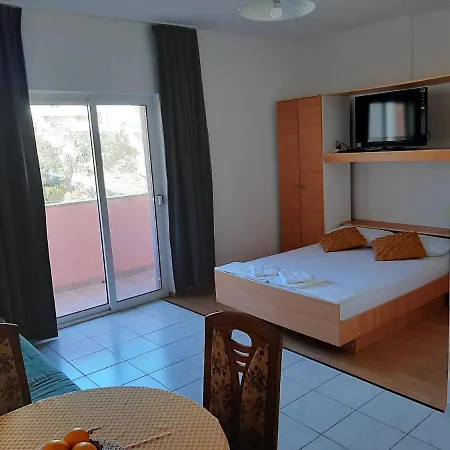 Ljulj Apartment